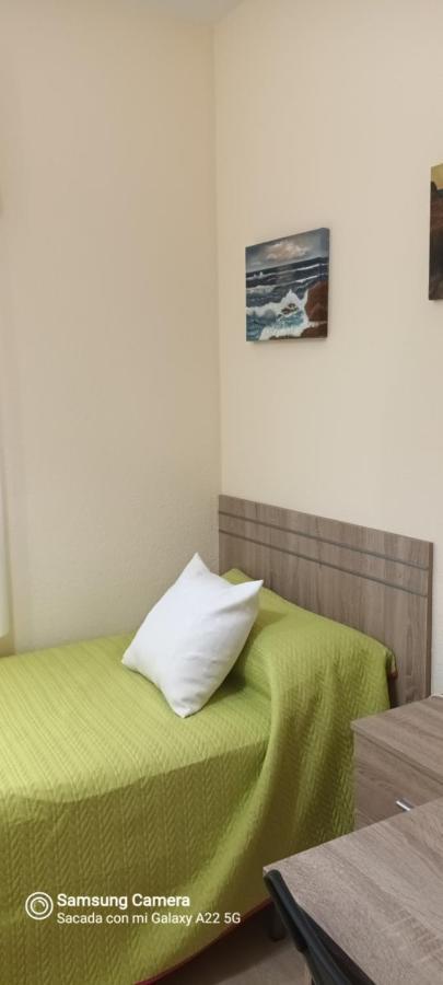 Piso Playa La Caleta Apartment Кадис Екстериор снимка